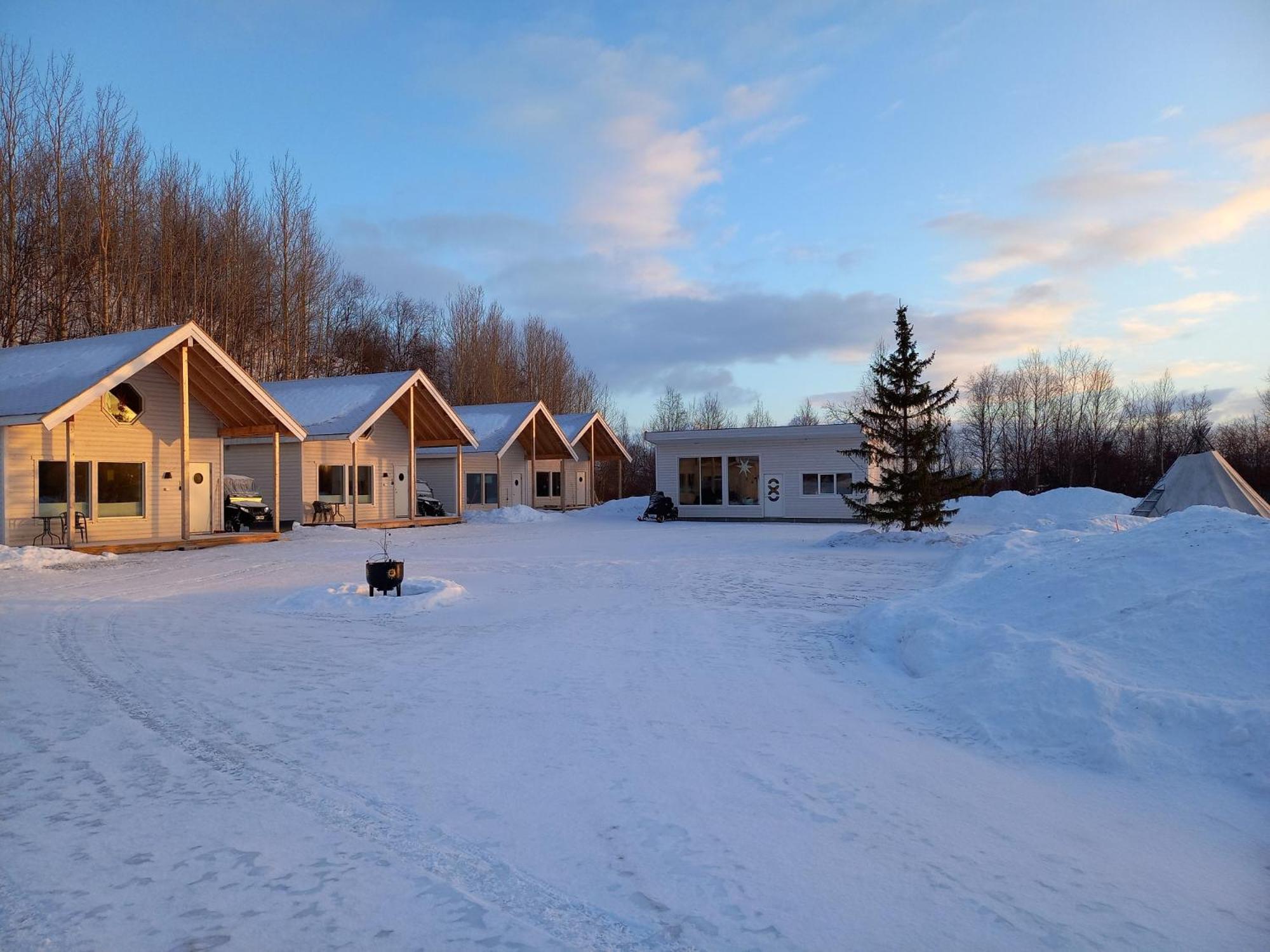 Atte Arstider Lodge Neiden Екстериор снимка